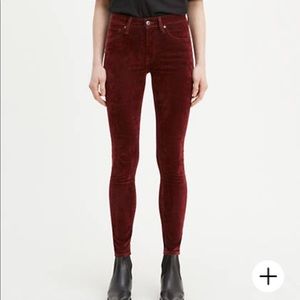 ✨Levis✨ 721 Highrise Velvet Skinny
